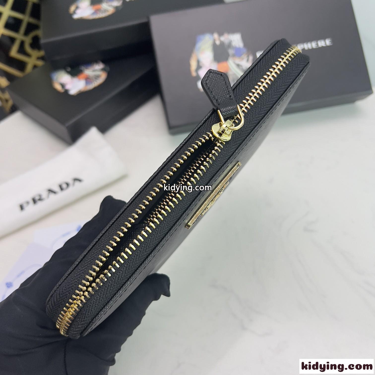 レディース 長財布 小銭入れ 大容量 使いやすい ラウンドファスナー プラダ 財布 コピー ブラック-0