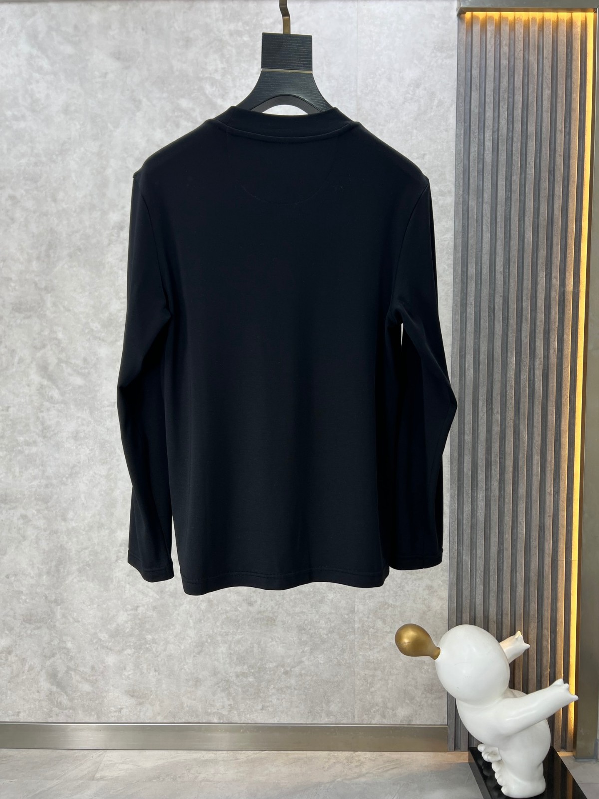 シンプル 合わせやすい クルーネック 長袖Tシャツ バーバリー Tシャツ コピー ブラック-2