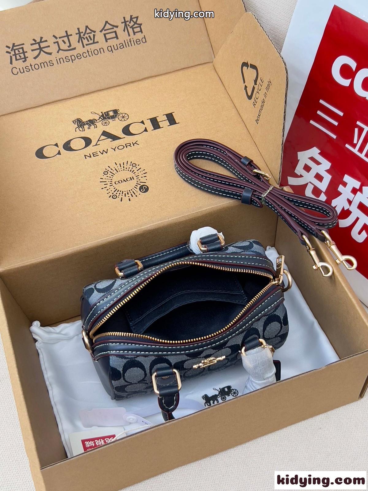 定番 人気 シグネチャー柄 コーチ バッグ スーパーコピー ミニボストンバッグ-3
