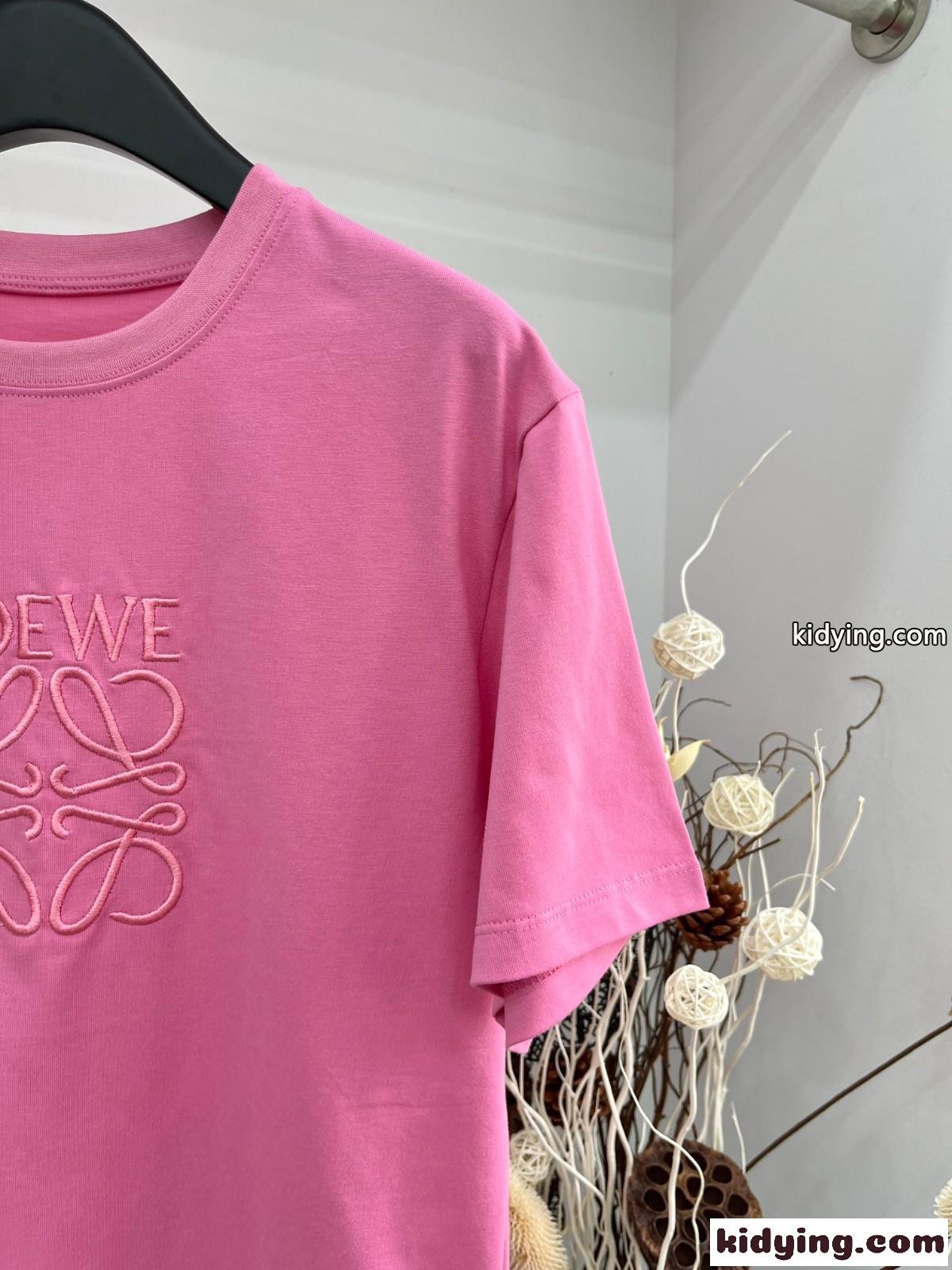ロエベ Tシャツ コピー 人気 カジュアル 刺繍入り 半袖Tシャツ ピンク-1