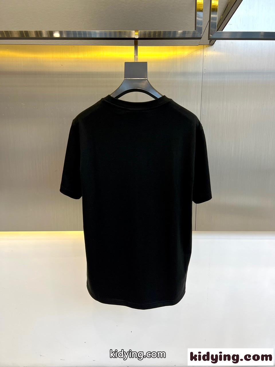 シンプル コットン クルーネック 半袖Tシャツ グッチ Tシャツ 偽物 ブラック-3