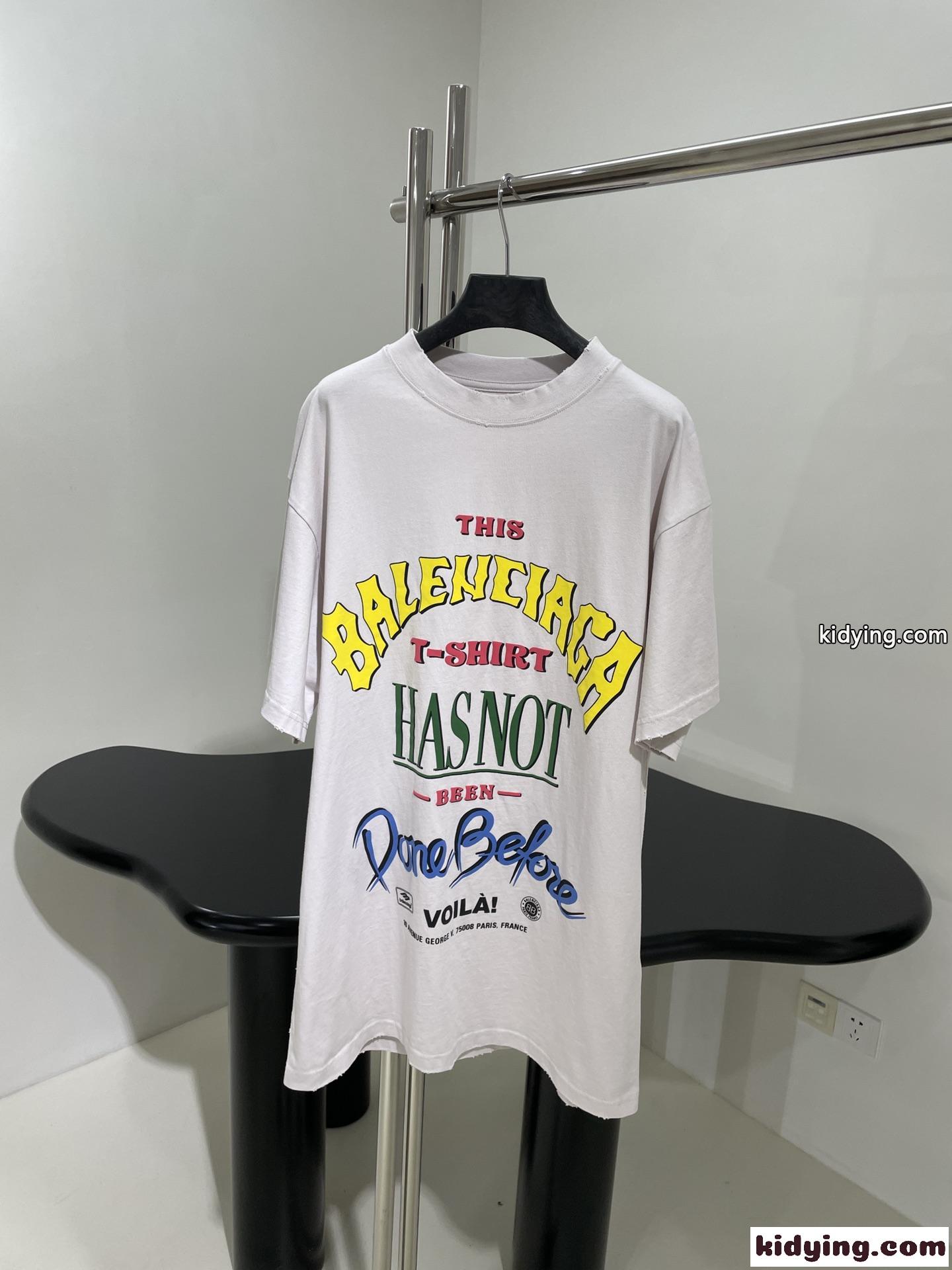 数量限定の爆買 バレンシアガのtシャツスーパーコピー プリント 純綿 トップス 半袖 男女兼用 ホワイト-0