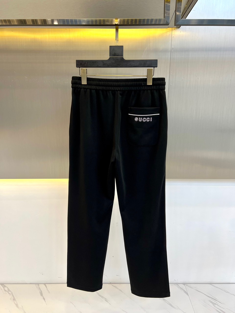 カジュアル ロゴ入り イージーパンツ グッチ パンツ コピー ブラック-1