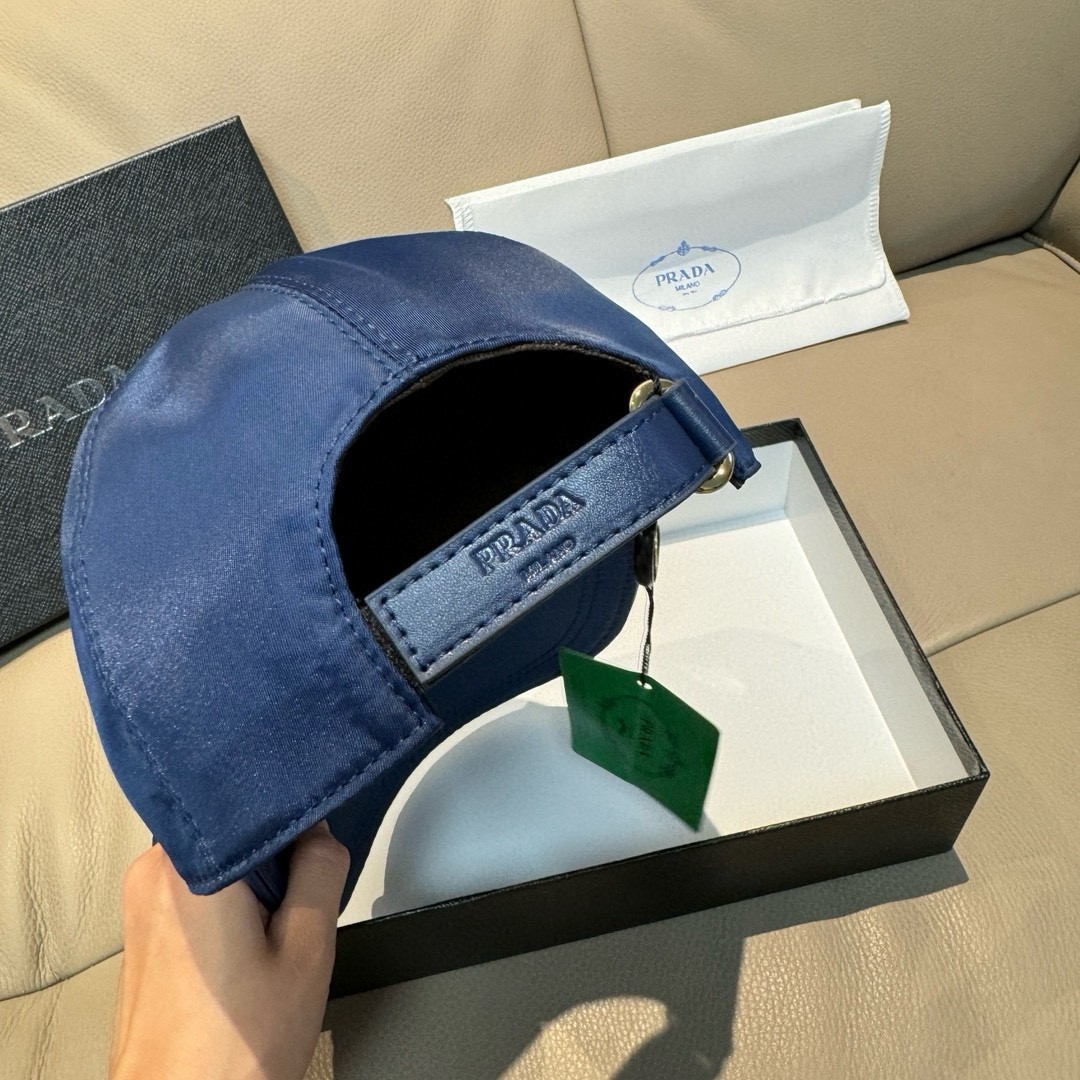 大人気!シンプル 上品 ベースボールキャップ プラダ キャップ 偽物 ブルー-4