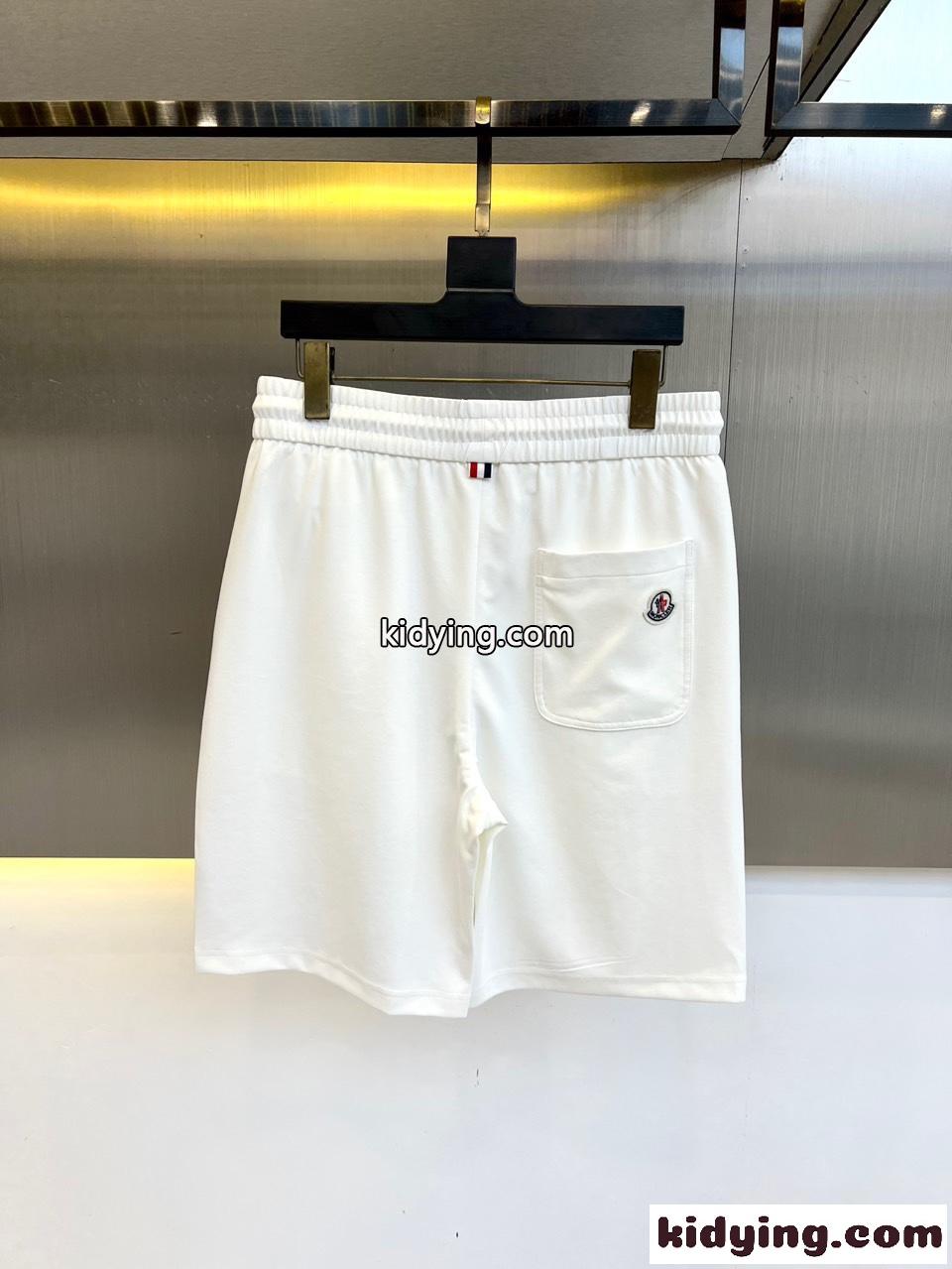 カジュアル 合わせやすい ショートパンツ モンクレール パンツ コピー ホワイト-0