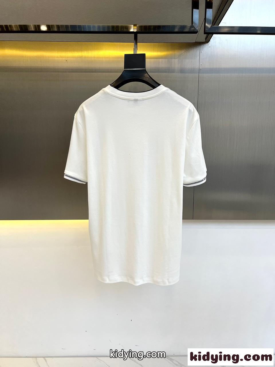カジュアル シンプル 刺繍入り アルマーニ Tシャツ コピー 半袖Tシャツ ホワイト-4