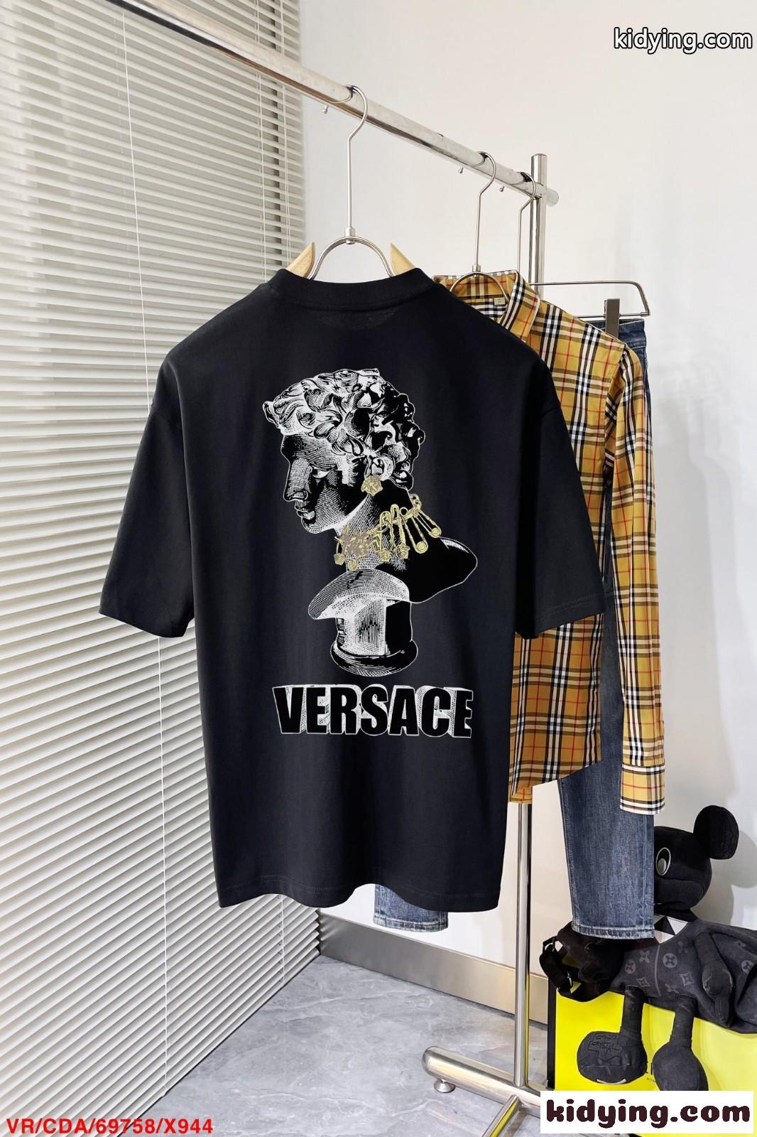 ベーシック 着回し クルーネック ヴェルサーチェ Tシャツ コピー 半袖 トップス ブラック-2