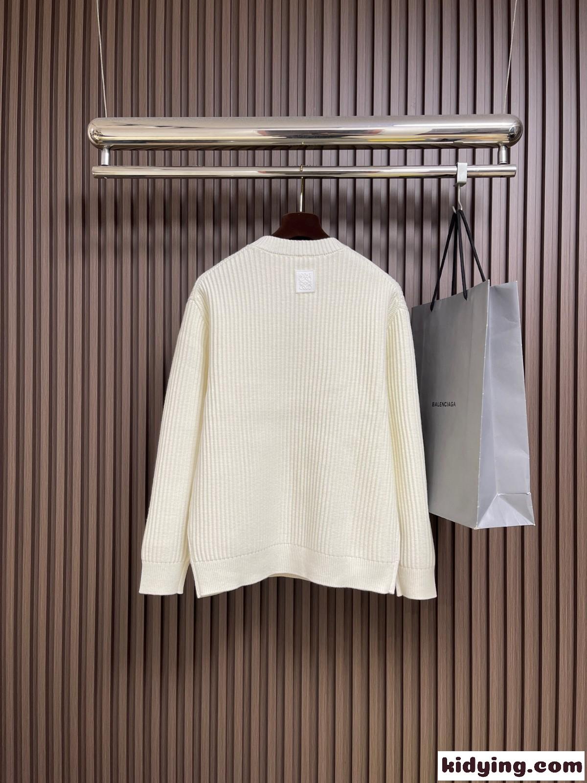シンプル 上品 クルーネック プルオーバー ロエベ セーター 偽物 ベージュ-1
