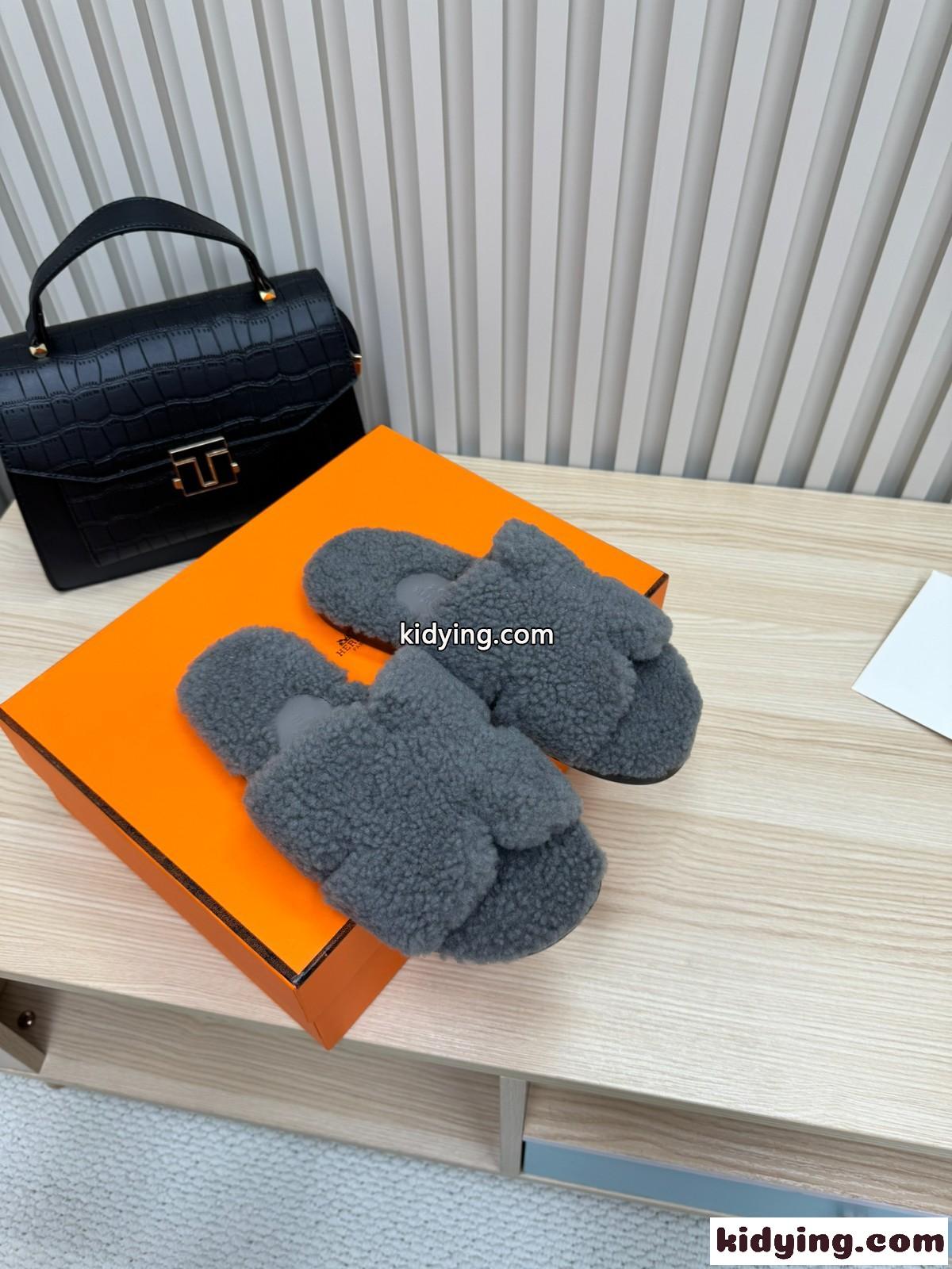 もこもこ オラン サンダル エルメス スーパーコピー 履き心地抜群 メンズシューズ-0