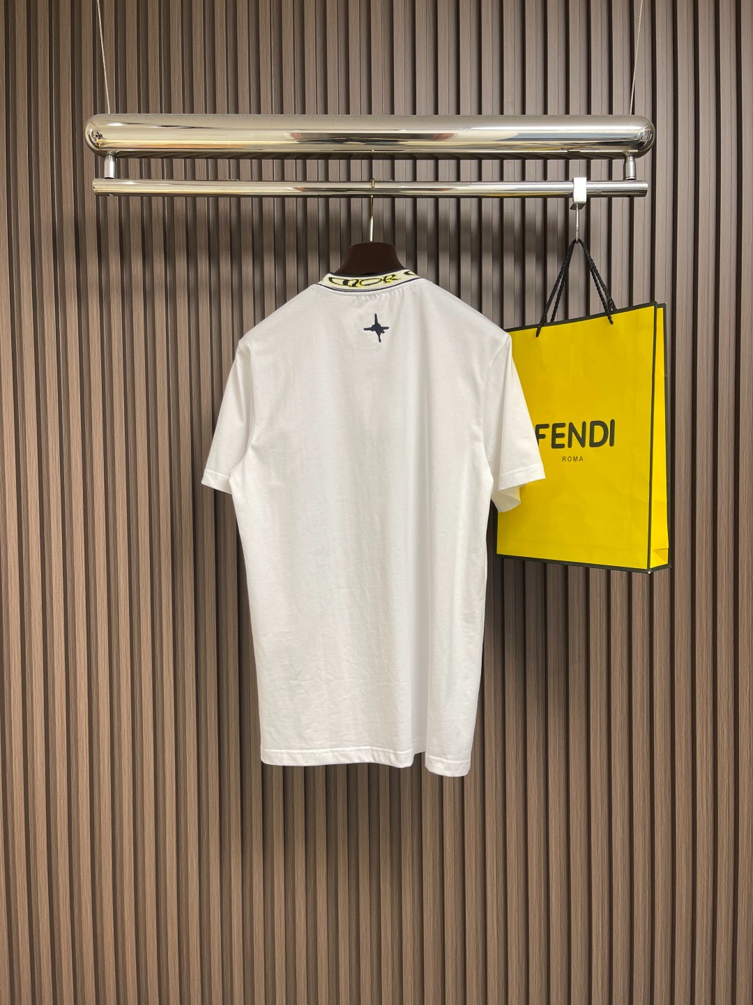 お洒落 クルーネック 半袖Tシャツ クリスチャン・ディオール Tシャツ 偽物 コットン-2