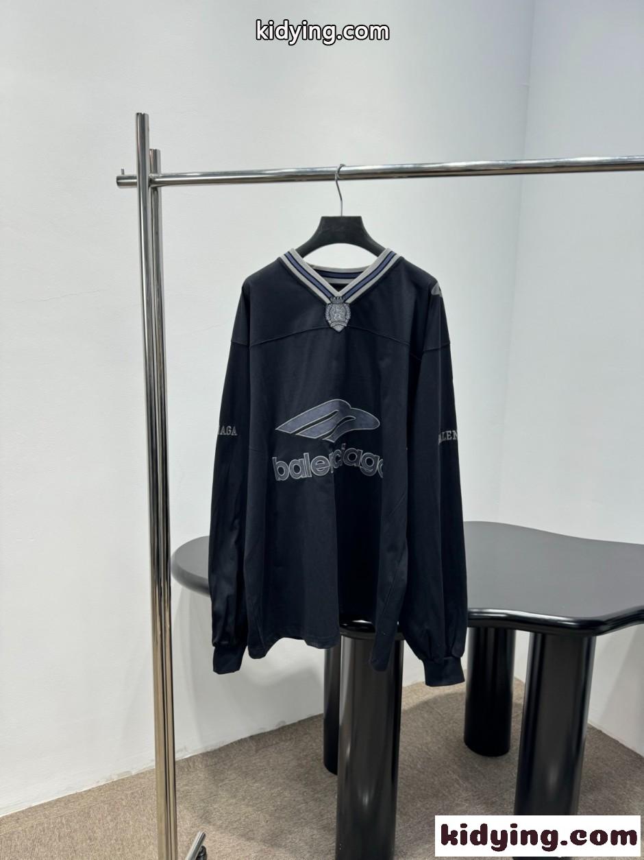 Vネック オーバーサイズ ロングTシャツ バレンシアガ Tシャツ コピー ブラック-1
