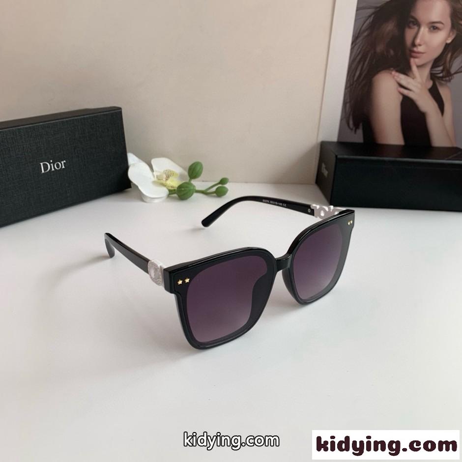 クリスチャン・ディオール サングラス 偽物 小顔効果 スタイリッシュ アイウェア-1