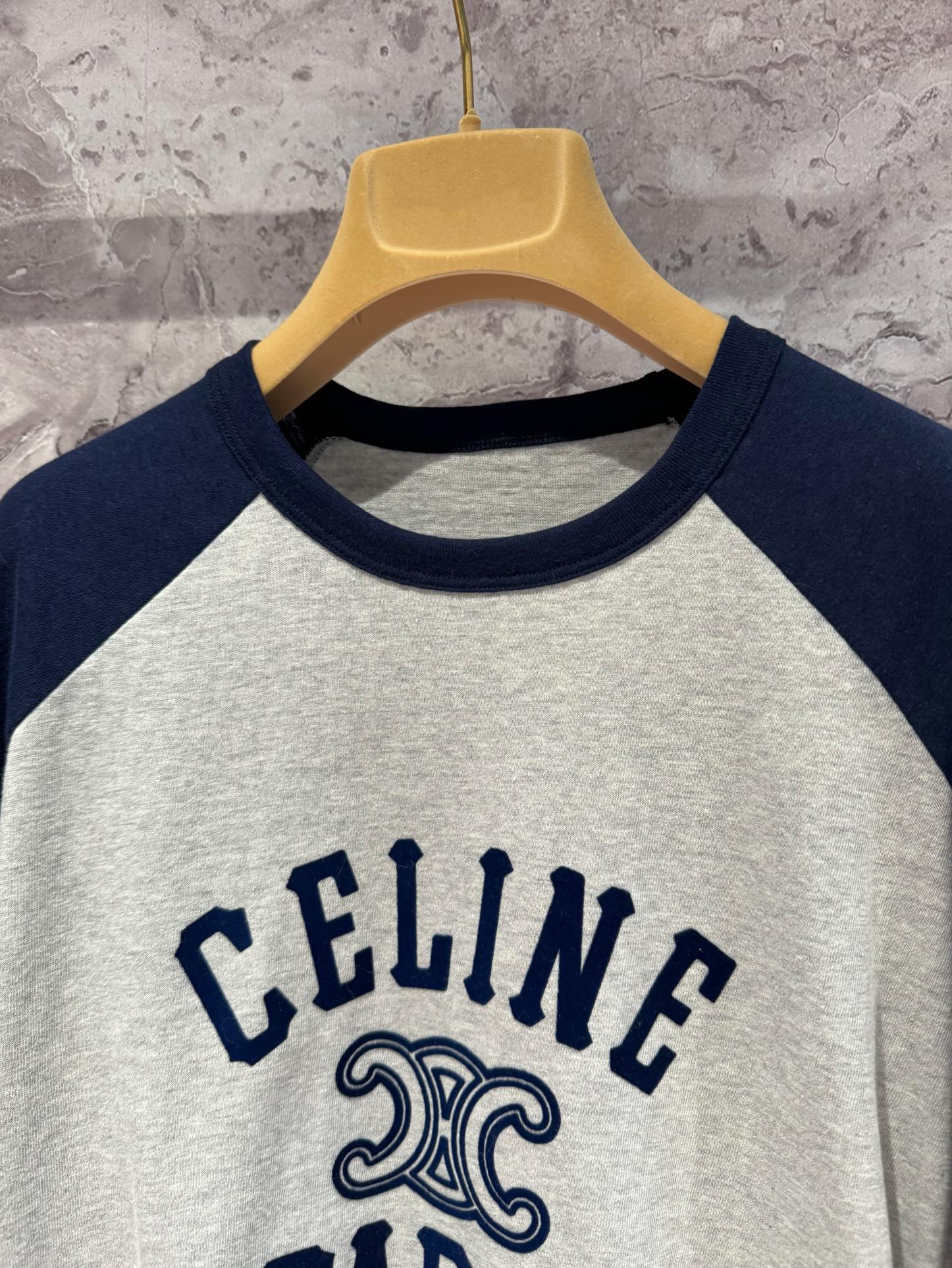 クラシック ロゴ クルーネックTシャツ セリーヌ 長袖Tシャツ コピー 人気-2