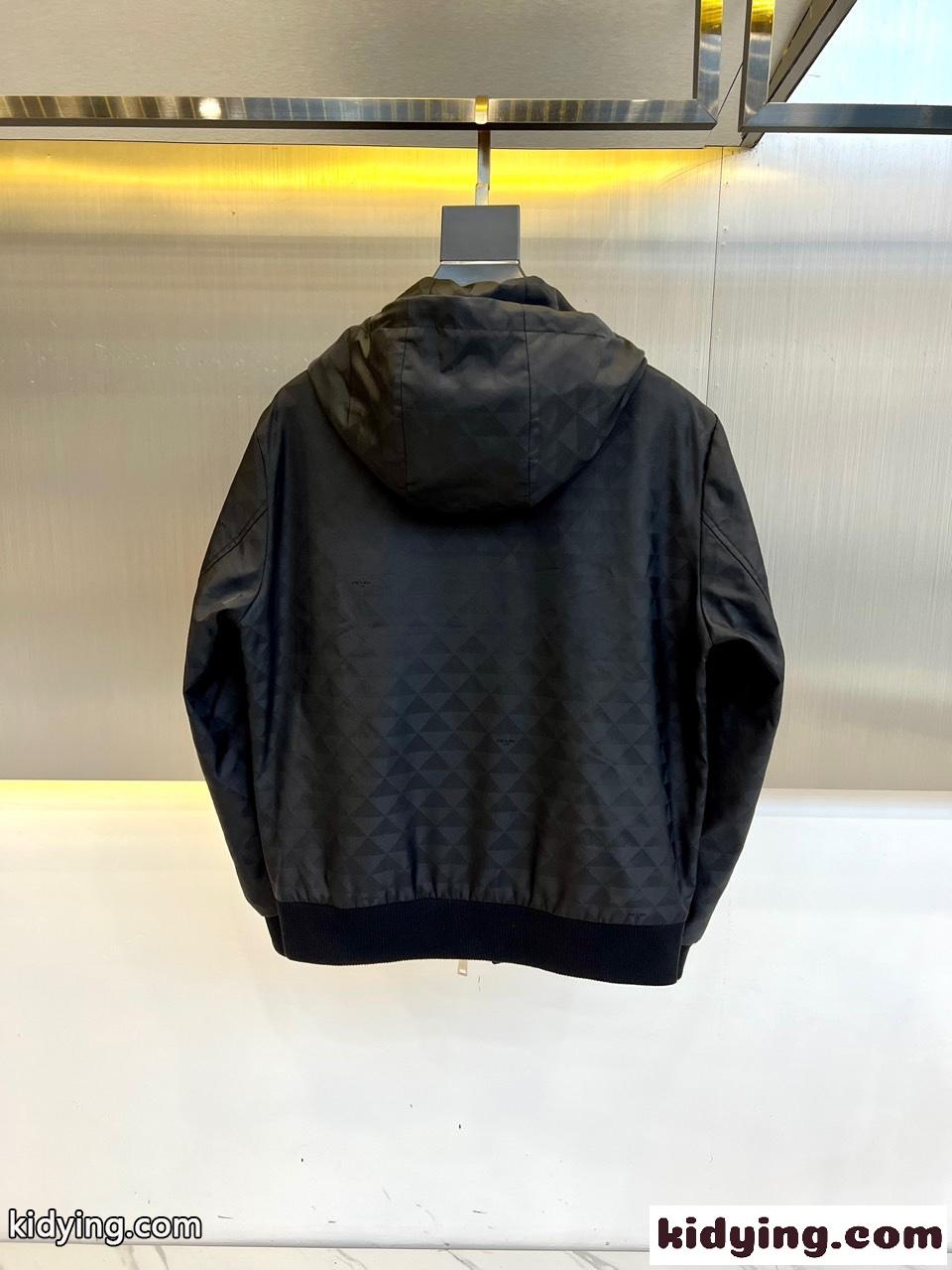 異素材 切り替え トライアングルロゴ ブルゾン プラダ ジャケット コピー メンズ-5