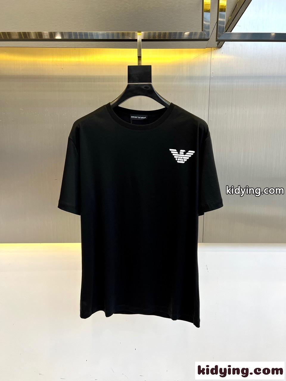 アルマーニ Tシャツ 偽物 カジュアル リラックス クルーネック 半袖Tシャツ ブラック-0