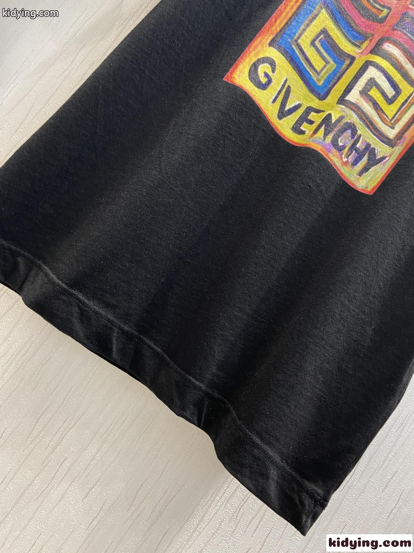 春夏 新作 ゆったり 人気 体型カバー プリント クルーネック ジバンシィ Tシャツ コピー コットン 着心地いい-4