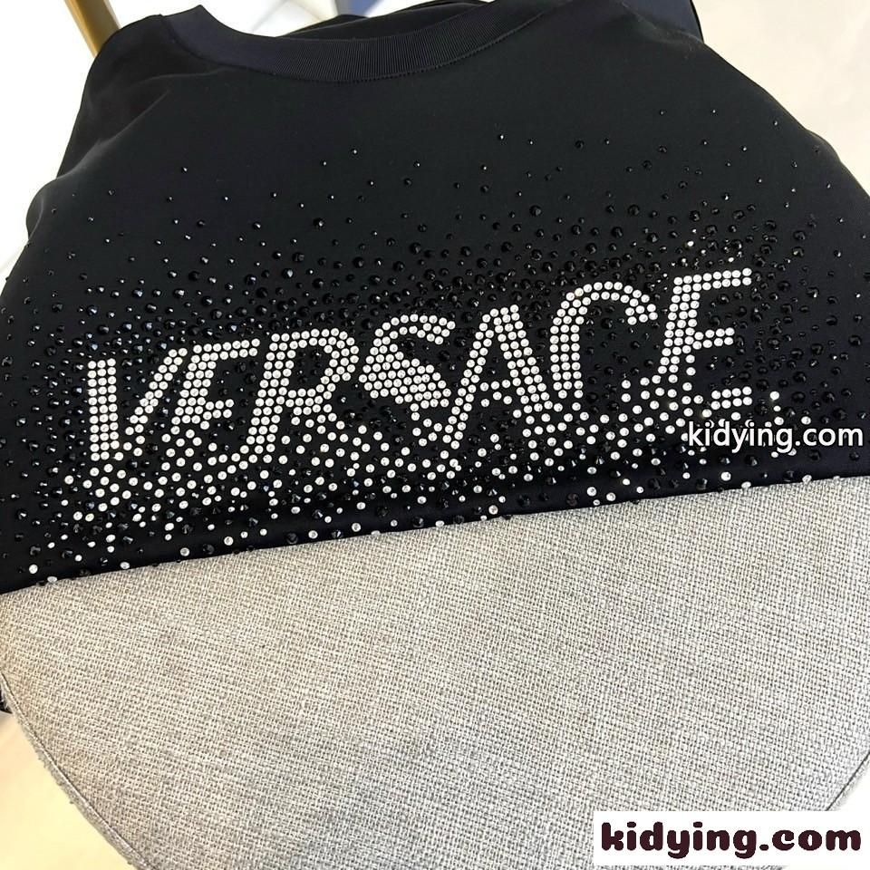 ラインストーン付き ロゴ 半袖Tシャツ ヴェルサーチェ Tシャツ コピー ブラック-2