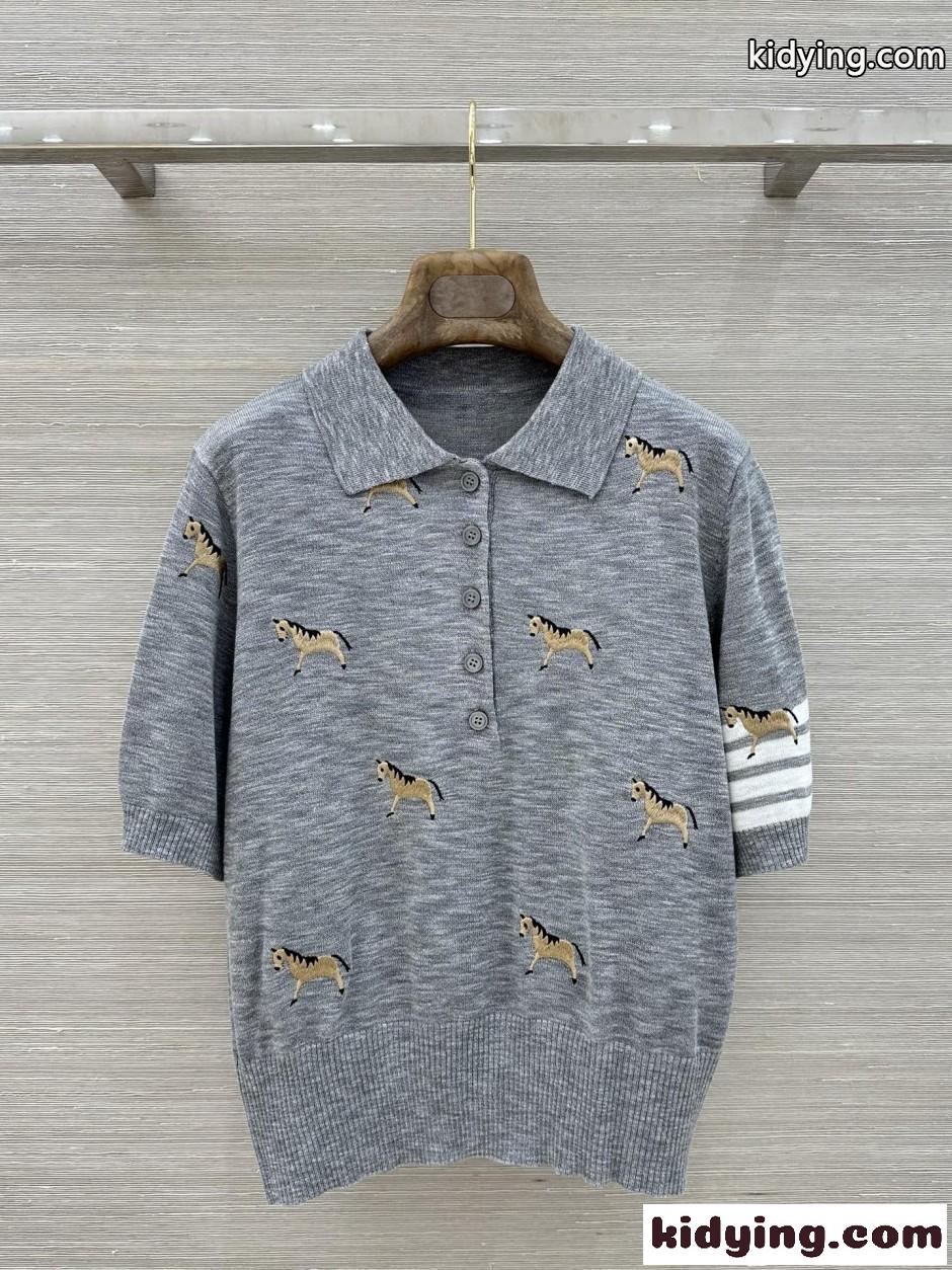 遊び心あふれる 刺繍入り 半袖ニット トムブラウン ニット コピー グレー-2