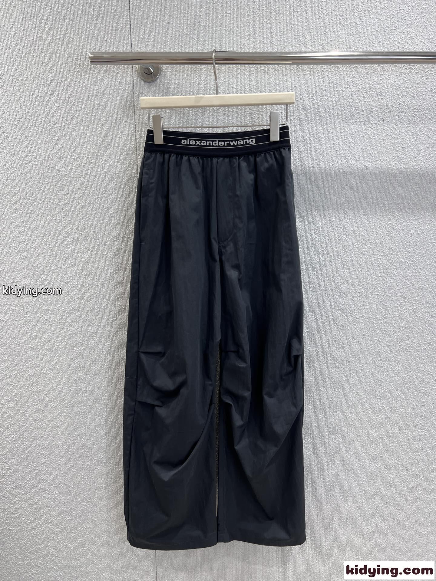 アレキサンダーワング パンツ 偽物 スタイリッシュ ウエストロゴ ロングパンツ ブラック-1