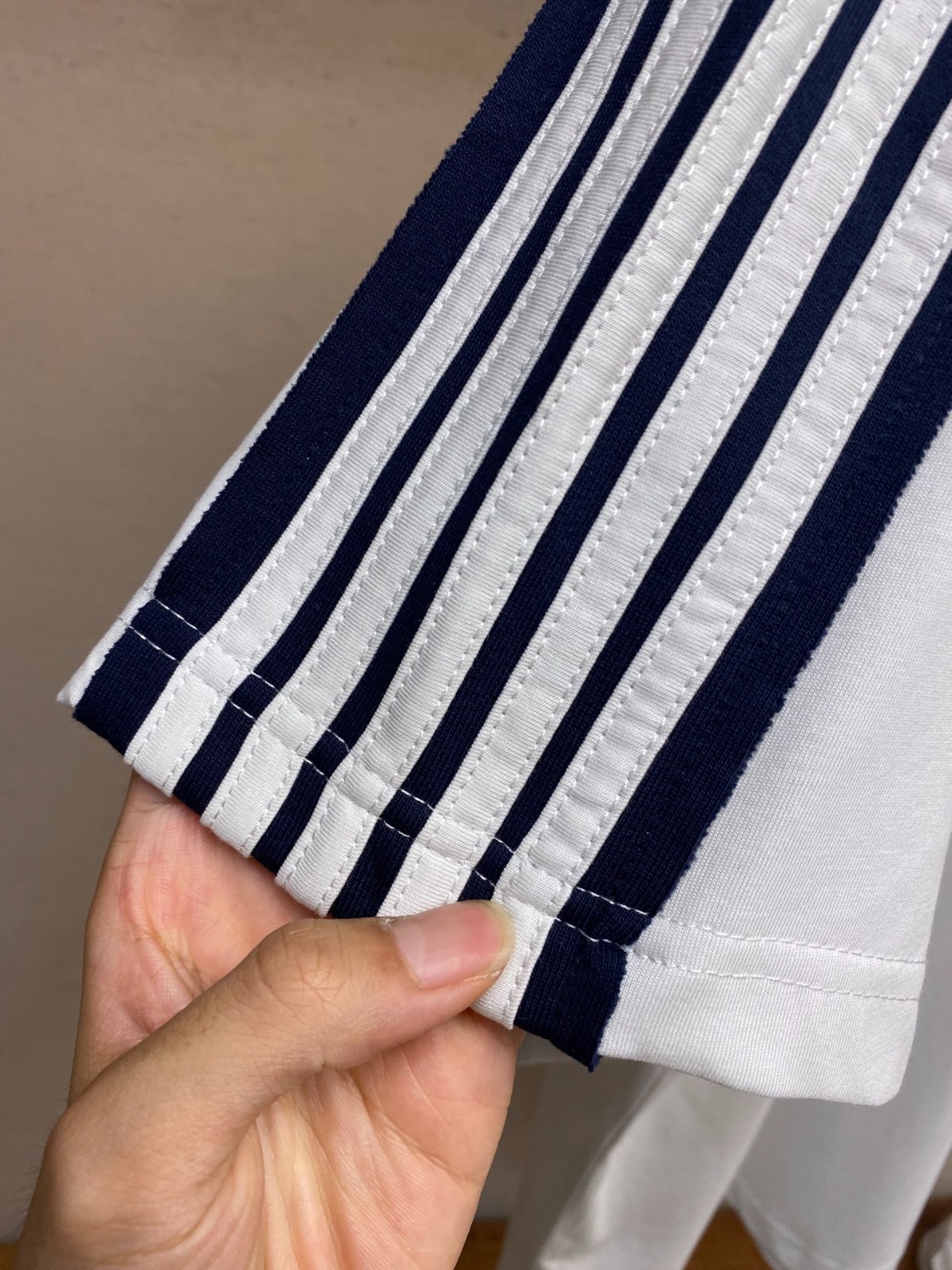 人気 Unity Sports Icon 半袖Tシャツ バレンシアガ Tシャツ コピー ユニセックス ホワイト-3