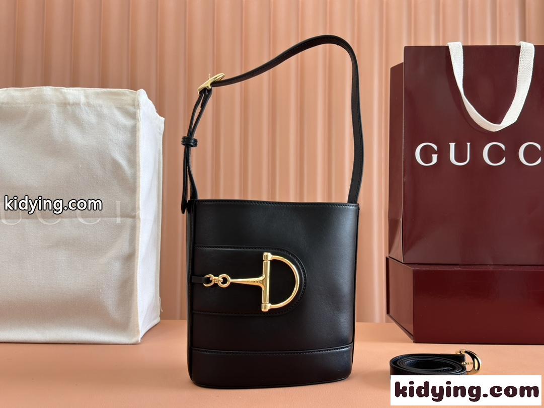 GUCCI 73 スモール バケットバッグ グッチ バッグ スーパーコピー 833665 ブラック-2