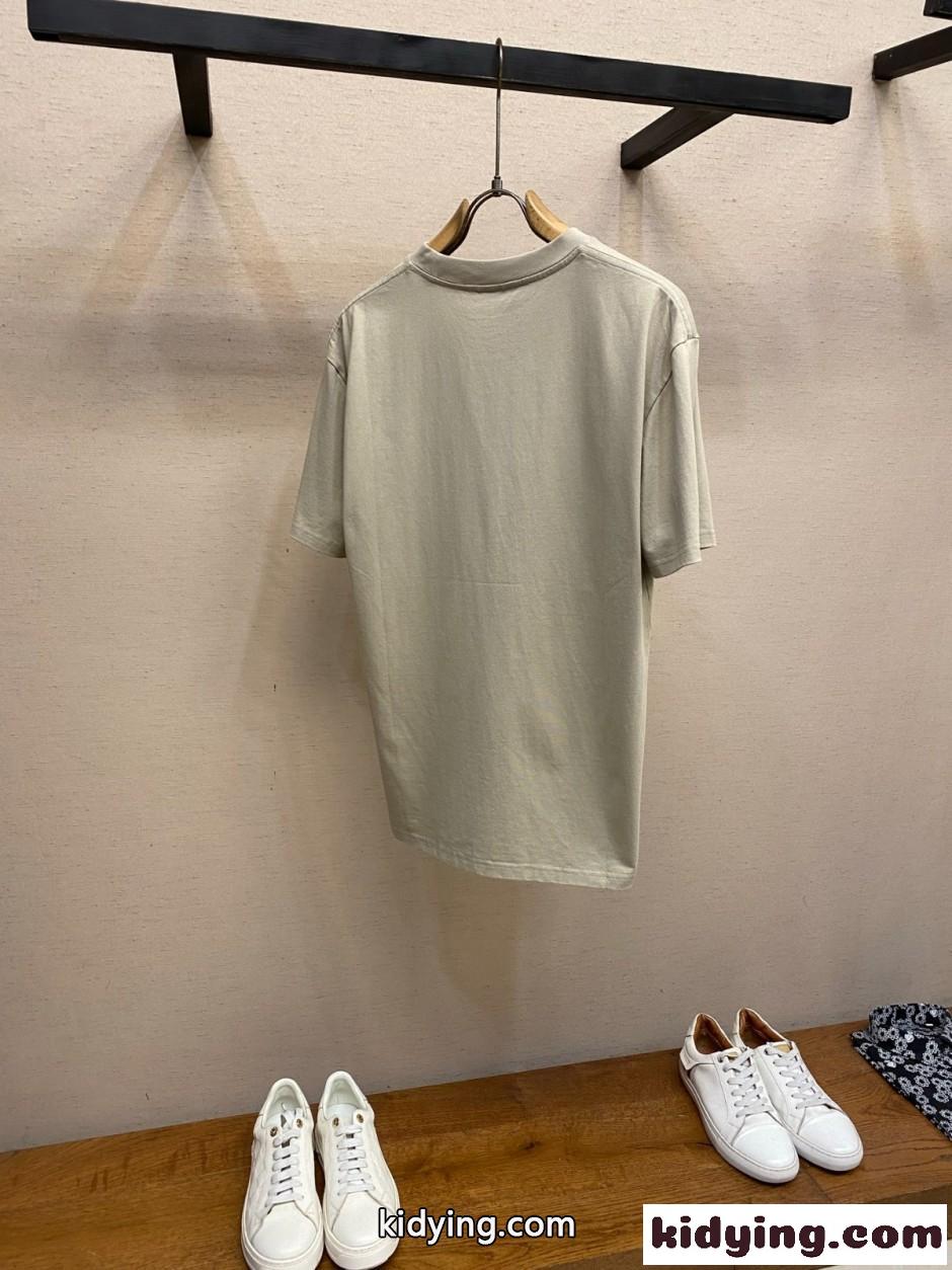 シンプル フラワー刺繡 半袖Tシャツ クリスチャン・ディオール Tシャツ 偽物 カーキ-2