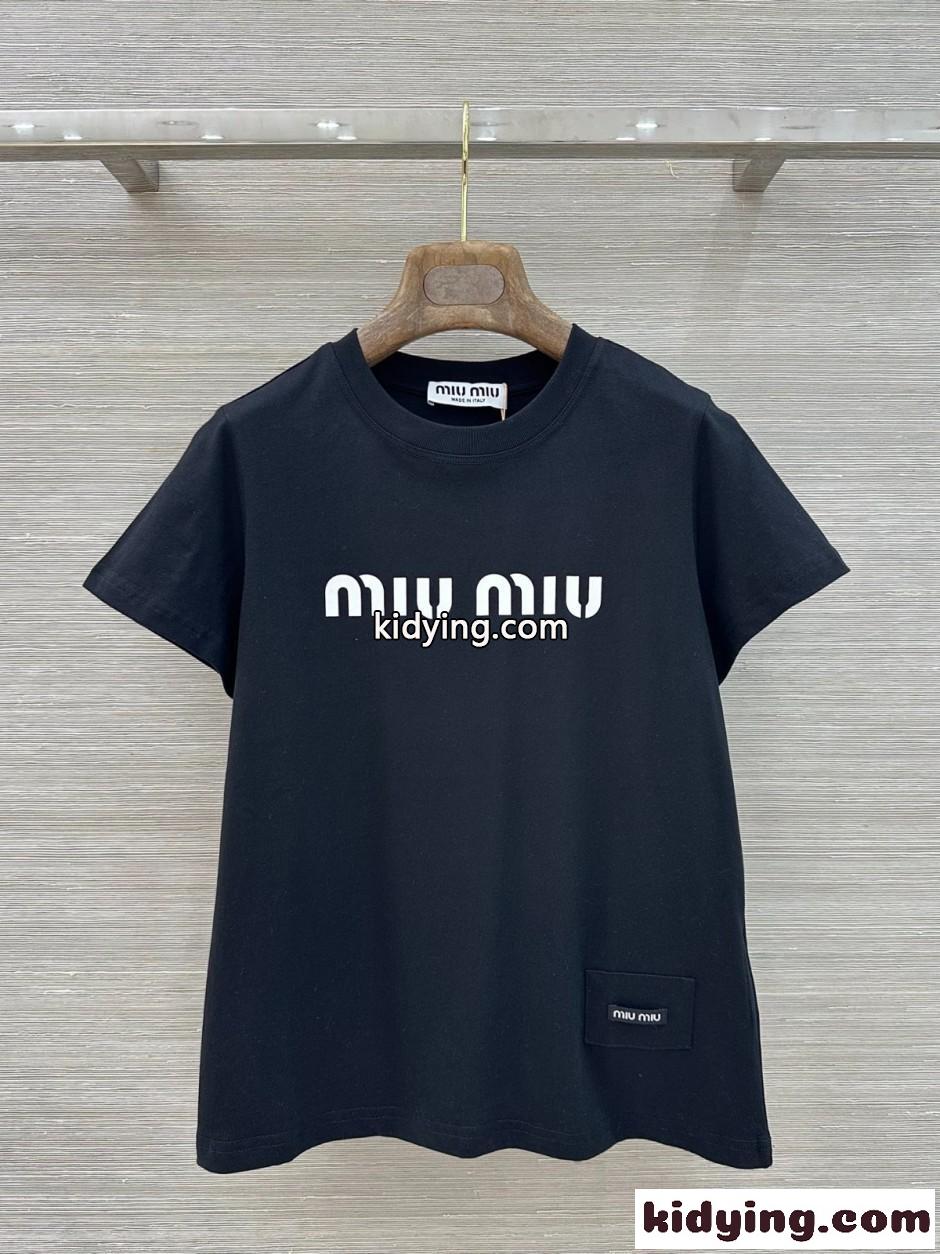 シンプル ロゴ入り コットン ミュウミュウ Tシャツ コピー ブラック-0