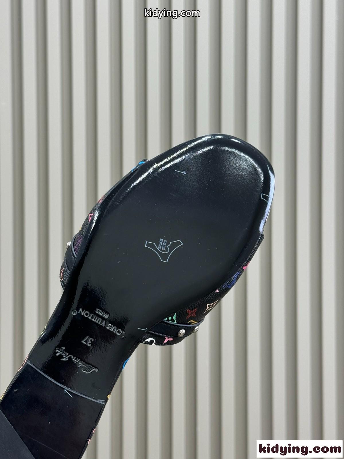 ルイ･ヴィトン × 村上隆 LV × TM 6AM ミュール スーパーコピー ブラック-3