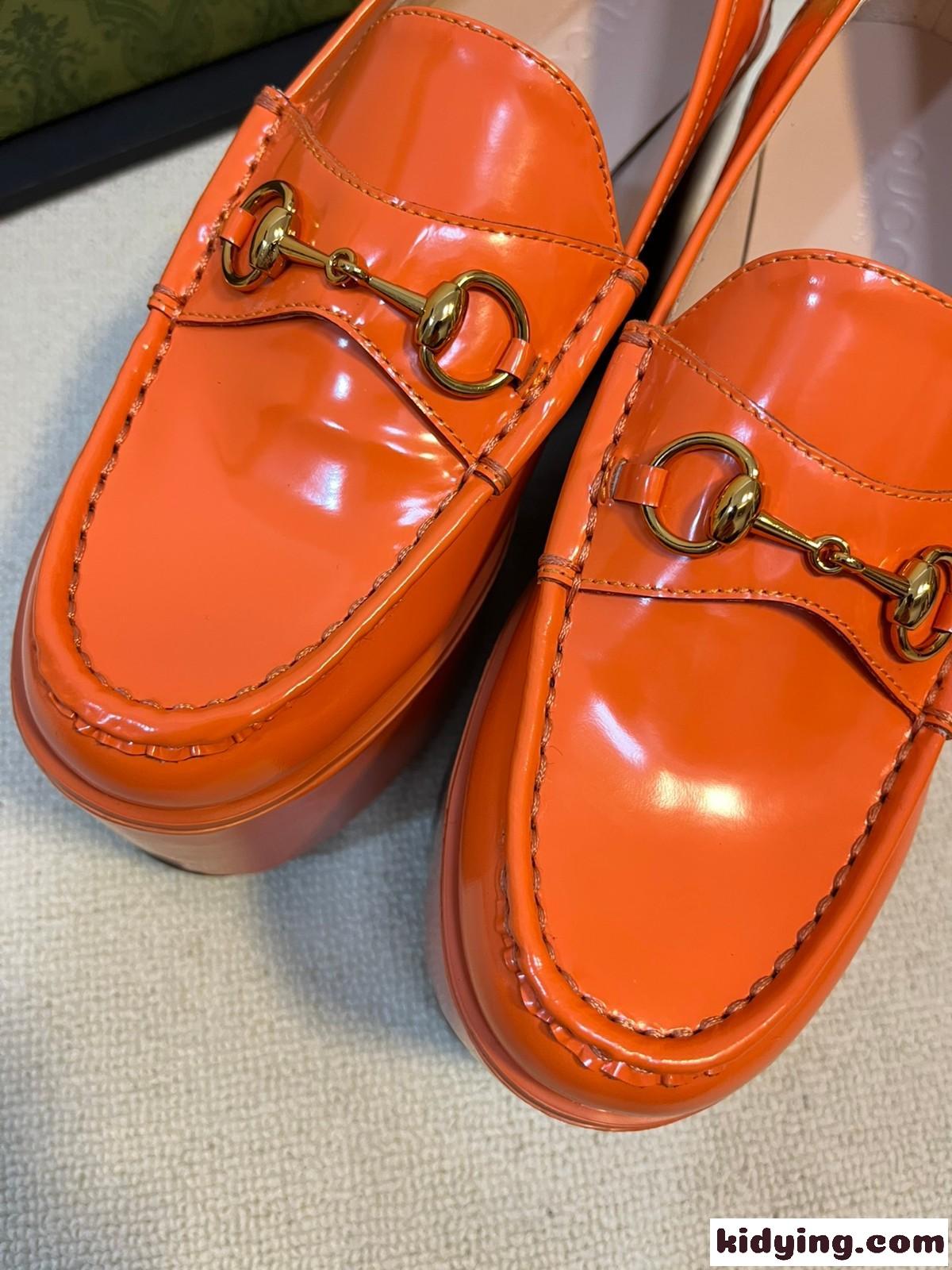 GUCCI ホースビット ウィメンズ プラットフォーム ローファー グッチ シューズ コピー オレンジ-4