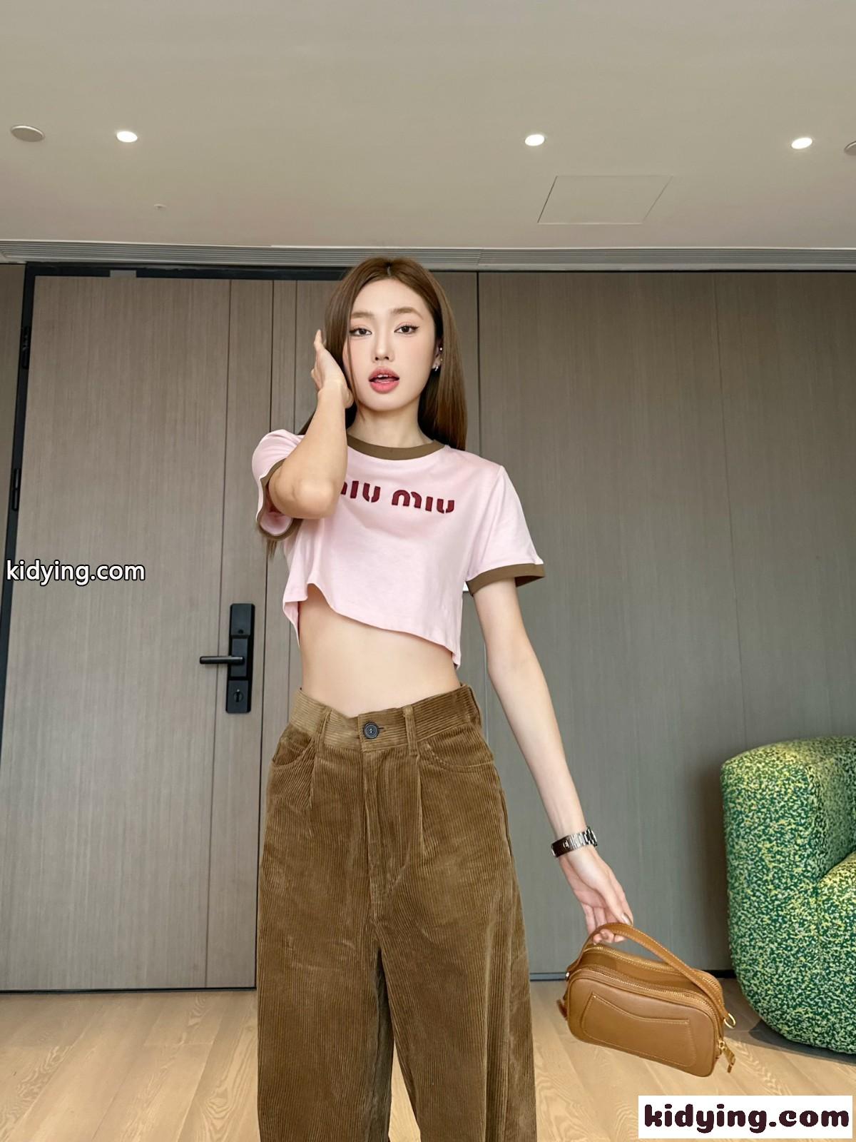エンブロイダリー コットンジャージー Tシャツ ミュウミュウ Tシャツ コピー ピンク-4