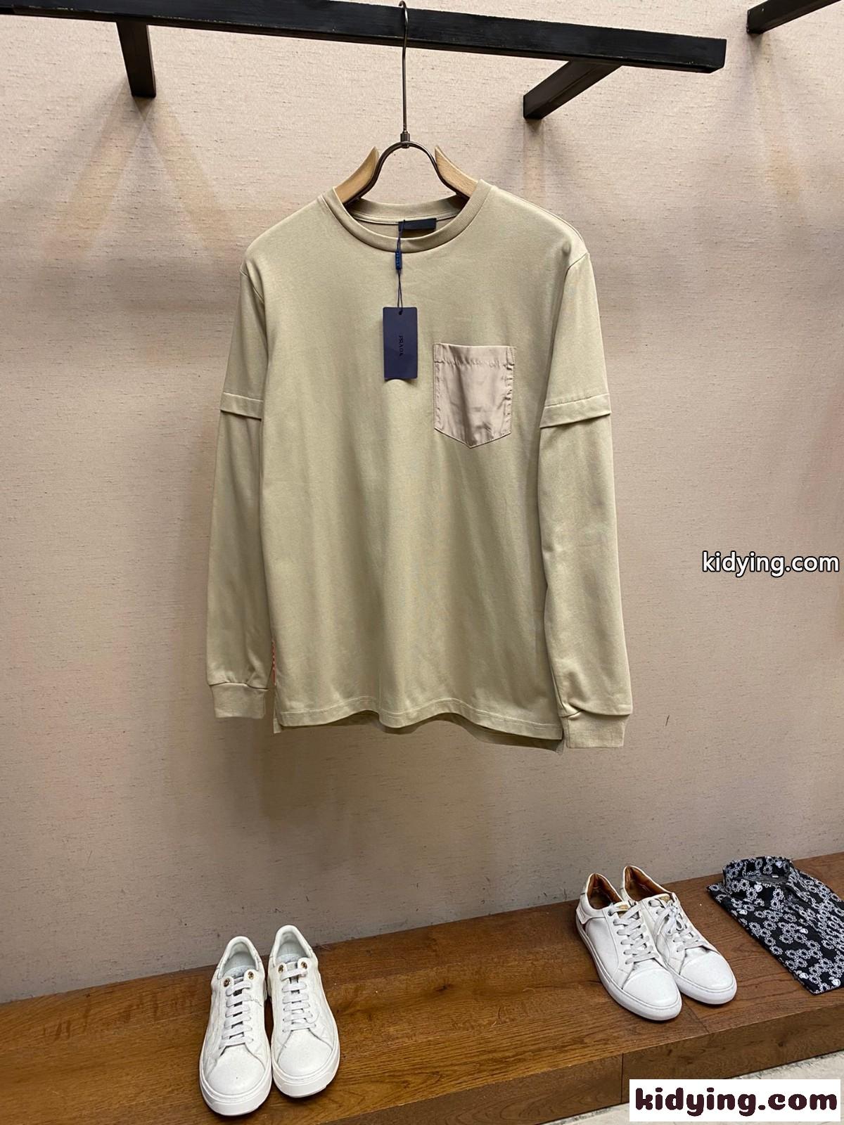 ナイロンポケット クルーネック 長袖Tシャツ プラダ Tシャツ コピー アプリコット-0