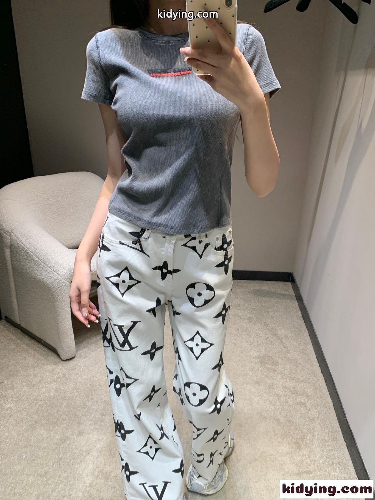 アレキサンダーワング Tシャツ コピー シンプル ロゴ コンパクト 半袖Tシャツ グレー-4