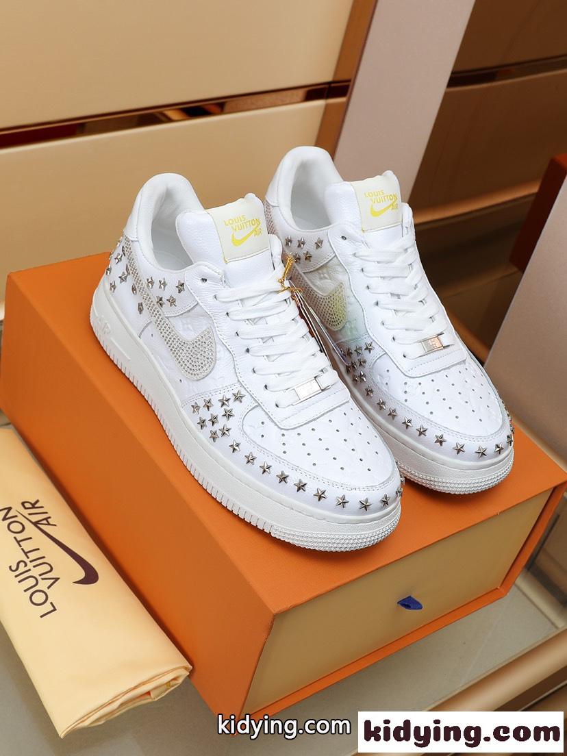 Louis Vuitton x OFF-WHITE x Nike 目立つ ローカット 人気 オフホワイト スニーカー コピー カジュアル-3