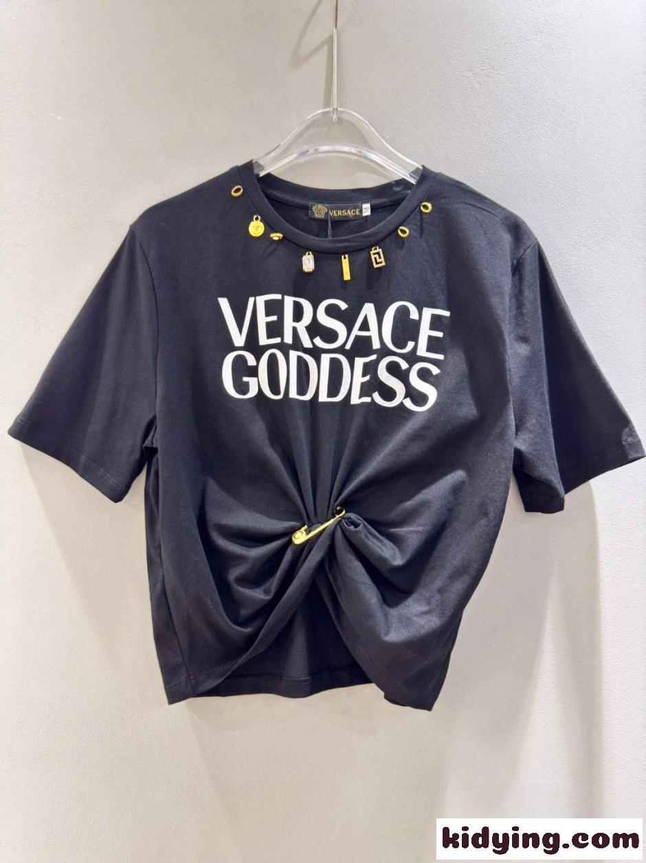 ヴェルサーチ Tシャツ コピー セーフティー ピン ロゴ 半袖Tシャツ ブラック-1