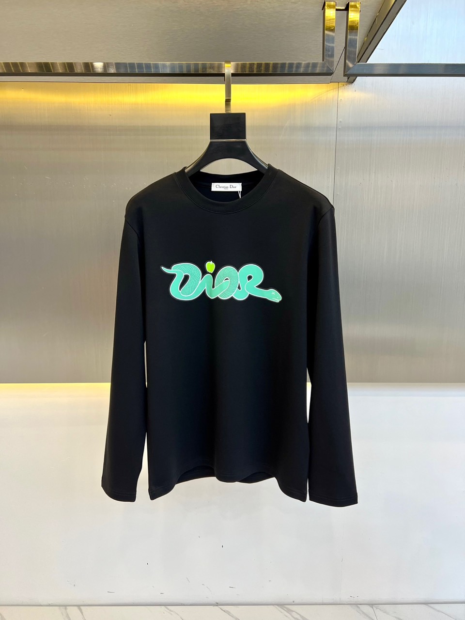 シンプル ロゴ入り 長袖Tシャツ クリスチャン・ディオール Tシャツ コピー ブラック-0