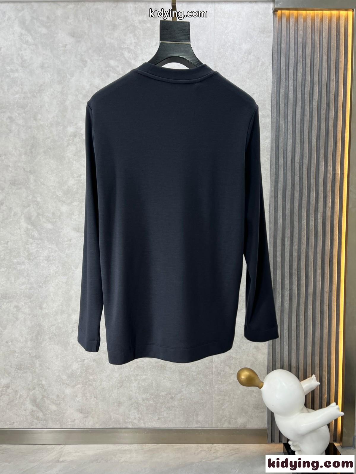 合わせやすい シンプル アルマーニ Tシャツ コピー クルーネック 長袖Tシャツ-2