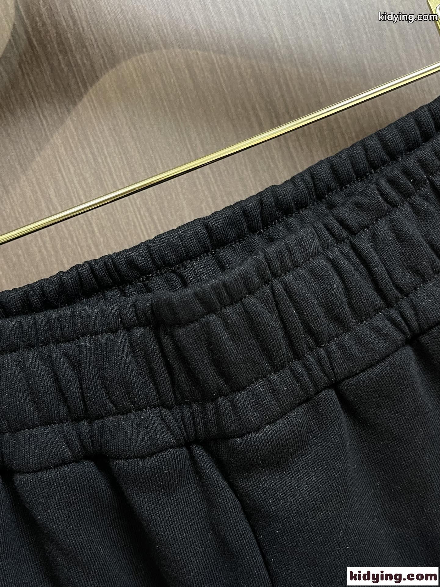 ベーシック カジュアルロゴ バレンシアガ パンツ コピー ショートパンツ メンズ ショーツ-3