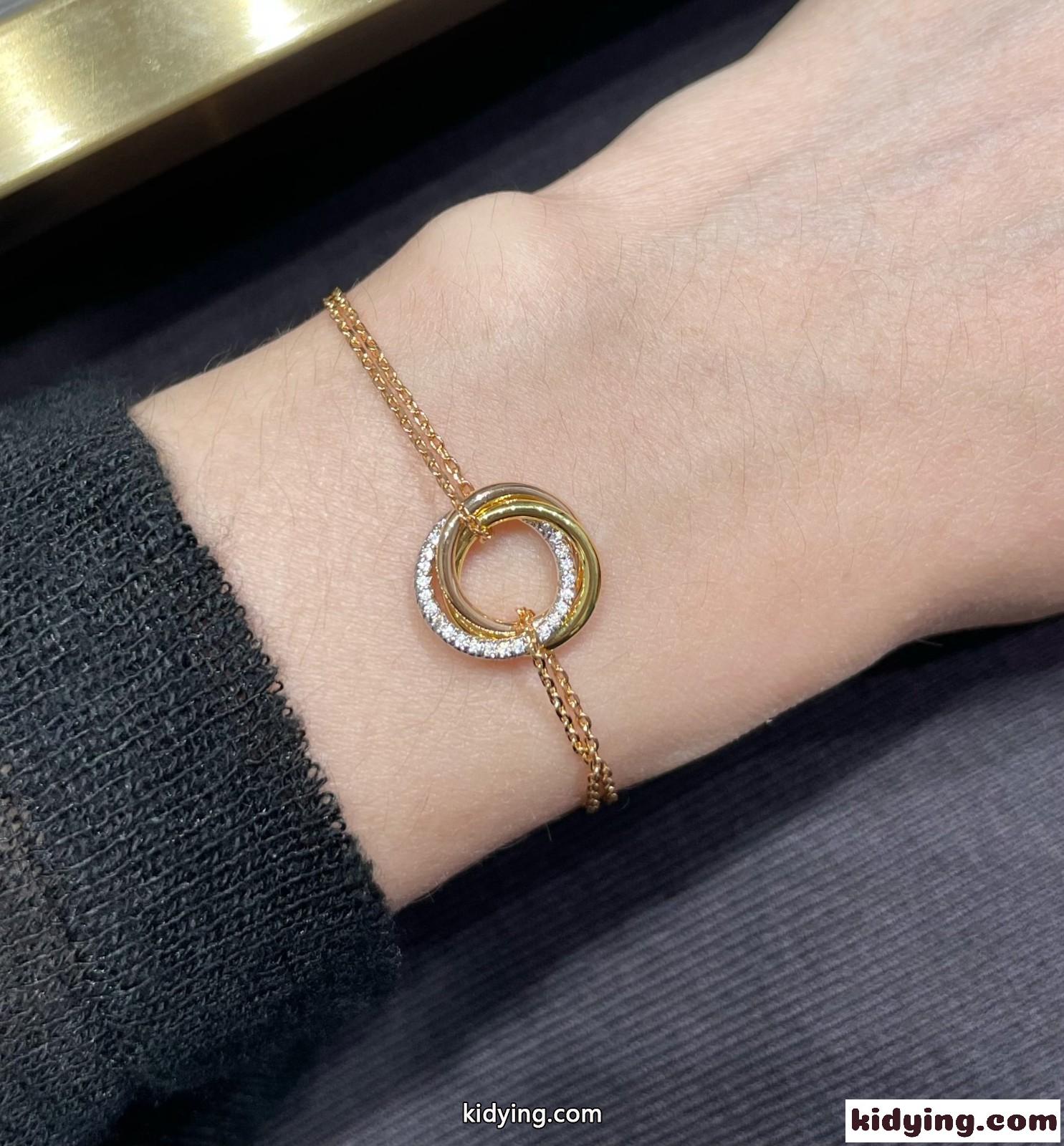 洗練された 定番 カルティエ トリニティ ブレスレット コピー 人気-0