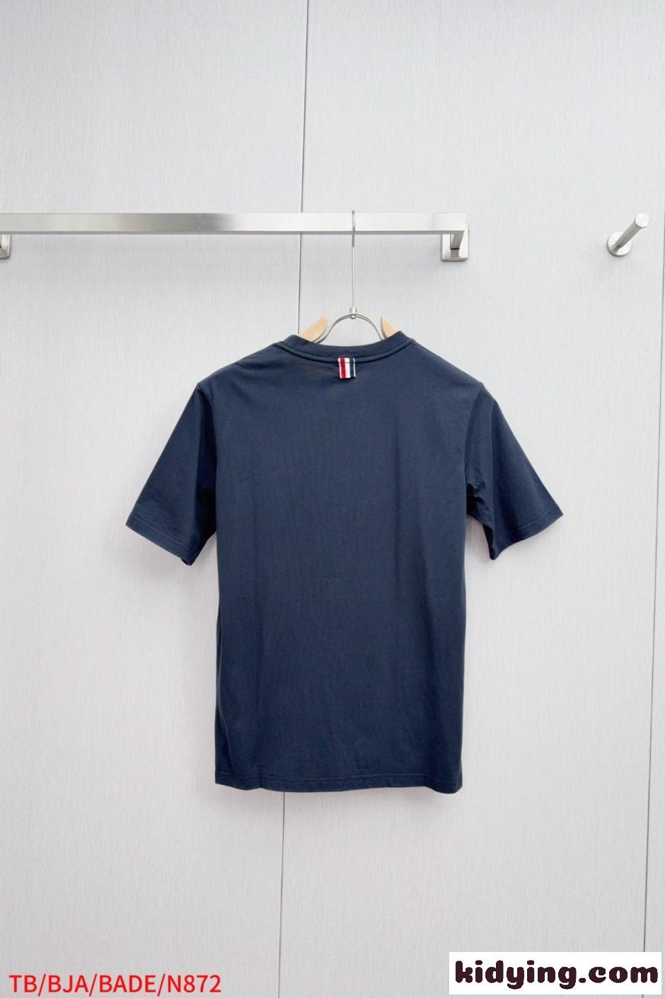シンプル 可愛い ヘクター クルーネック 半袖Tシャツ トムブラウン Tシャツ 偽物 ネイビー-1