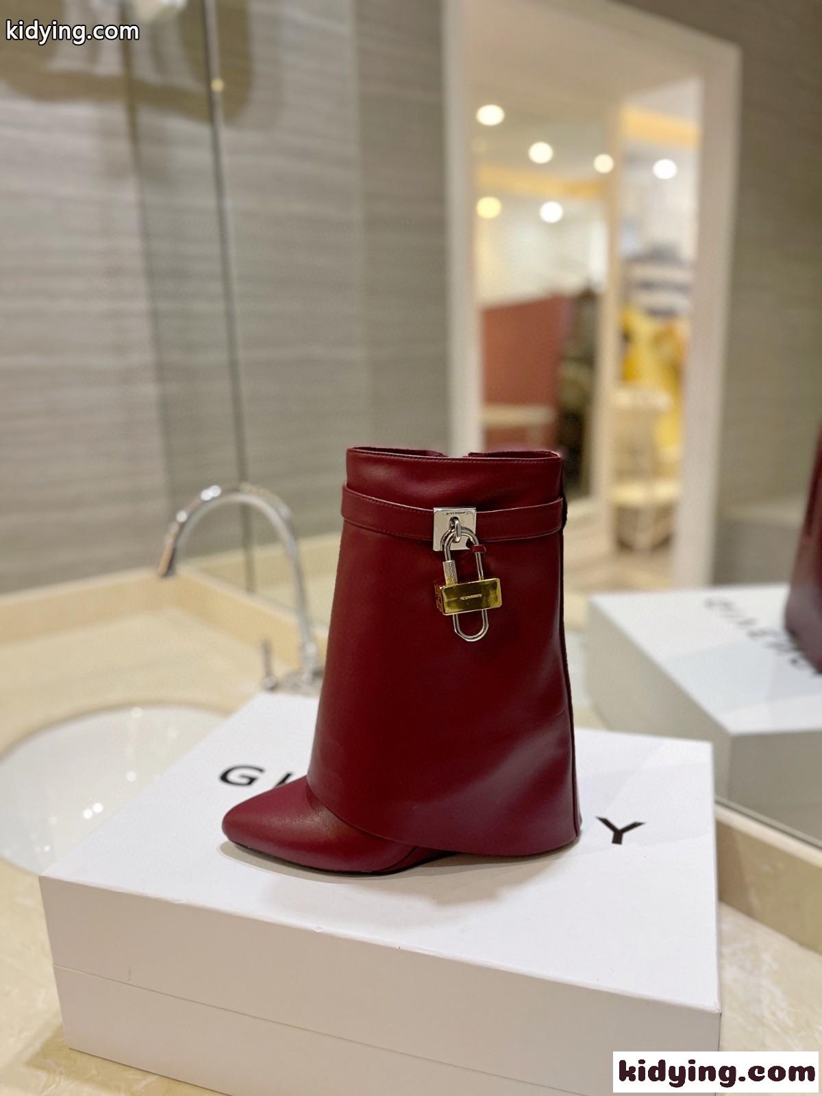 大人気 シャークロック アンクルブーツ レザー ジバンシィ ブーツ スーパーコピー ワイン-2
