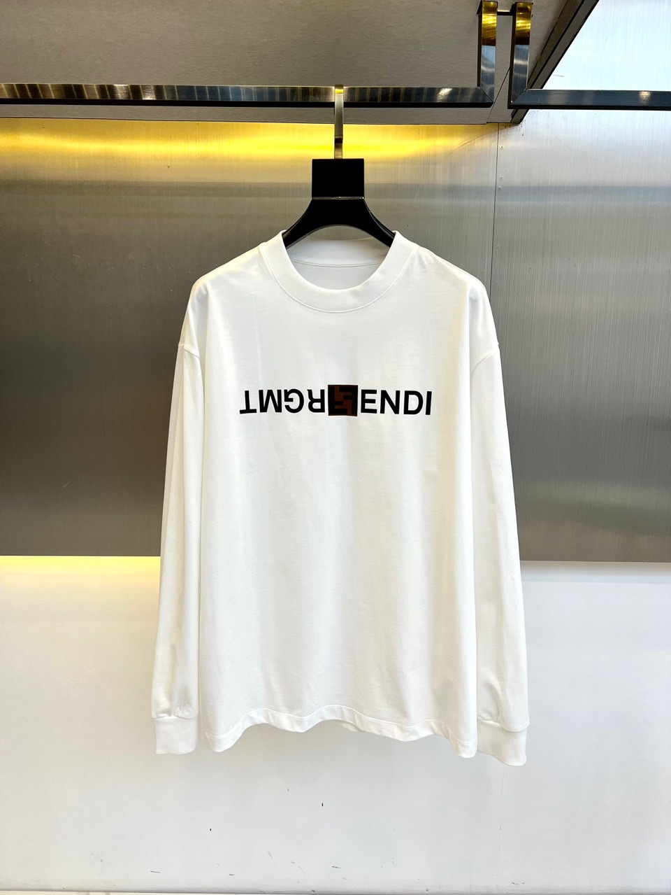 フェンディ Tシャツ コピー カジュアル ゆったり コットン 長袖Tシャツ ホワイト-0