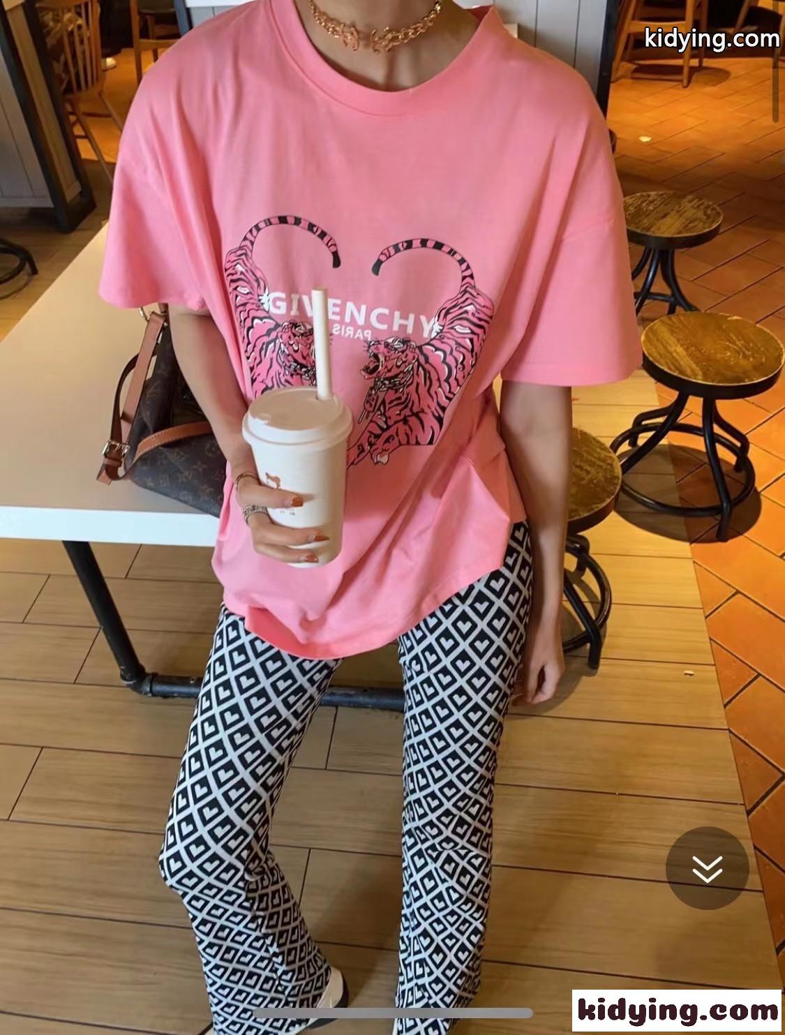 人気 着回し 相性抜群 ゆったり クルーネック プリント ジバンシィ Tシャツ コピー 春夏 カジュアル おしゃれ トップス-3