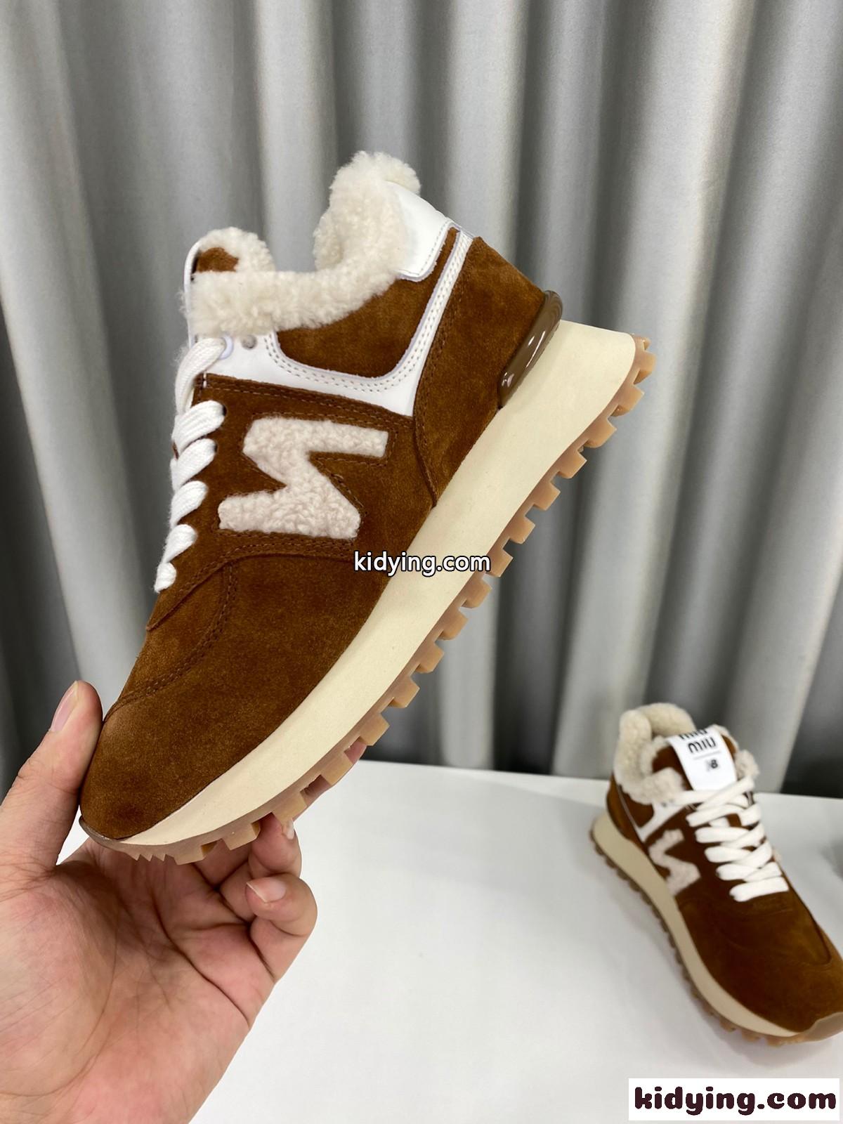 New Balance x Miu Miu ボアスニーカー ミュウミュウ スニーカー コピー レディース ブラウン-4