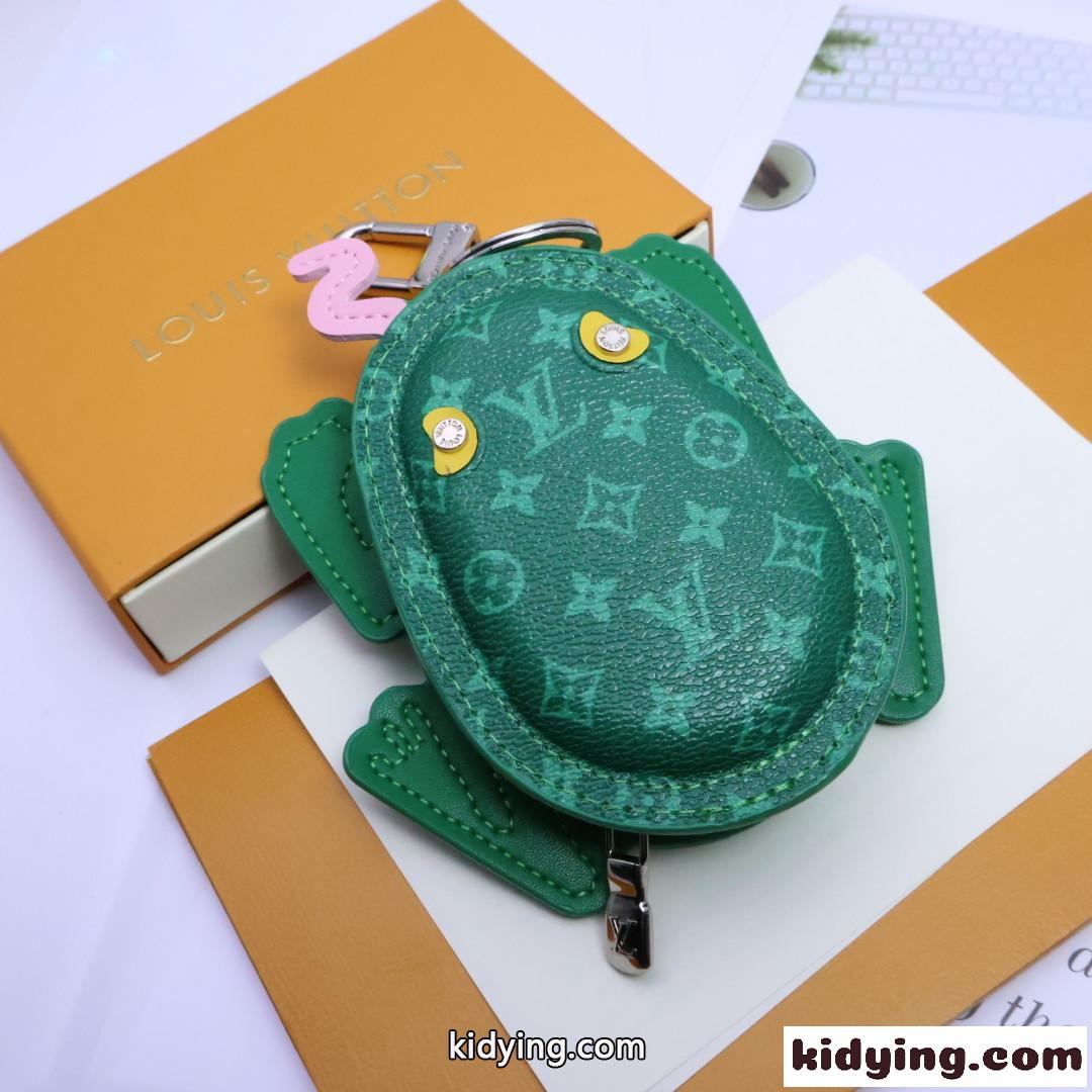 人気 可愛い ルイ・ヴィトン バッグチャーム・LV フロッグ 偽物 グリーン-2
