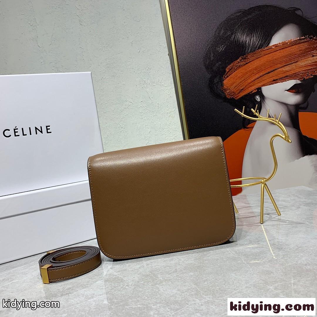 上品 人気 セリーヌ バッグ コピー クラシック レザー ショルダーバッグ ブラウン-0