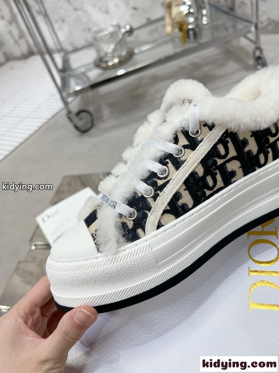 WALKNDIOR プラットフォームスニーカー クリスチャン・ディオール スニーカー コピー-1