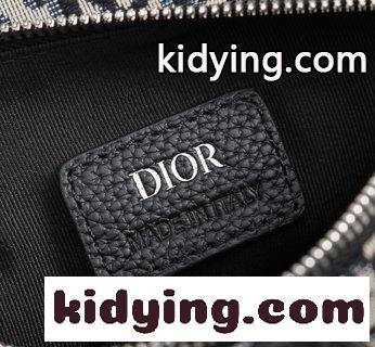 クリスチャンディオール バッグ 人気 コピーDiorディオ男性用サドルバッグ ベージュと黒のObliqueプリント 内装は「DIOR」でエンボスされている-4