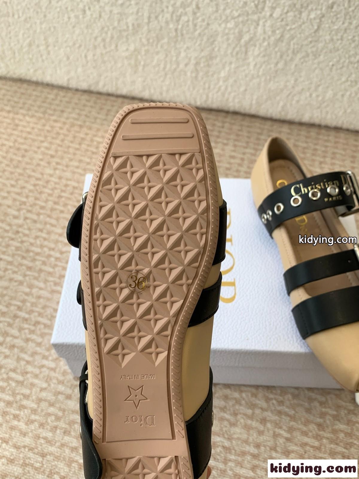 大人クールデザイン&Dior Punk バレリーナ スーパーコピー レザー ベージュ-3