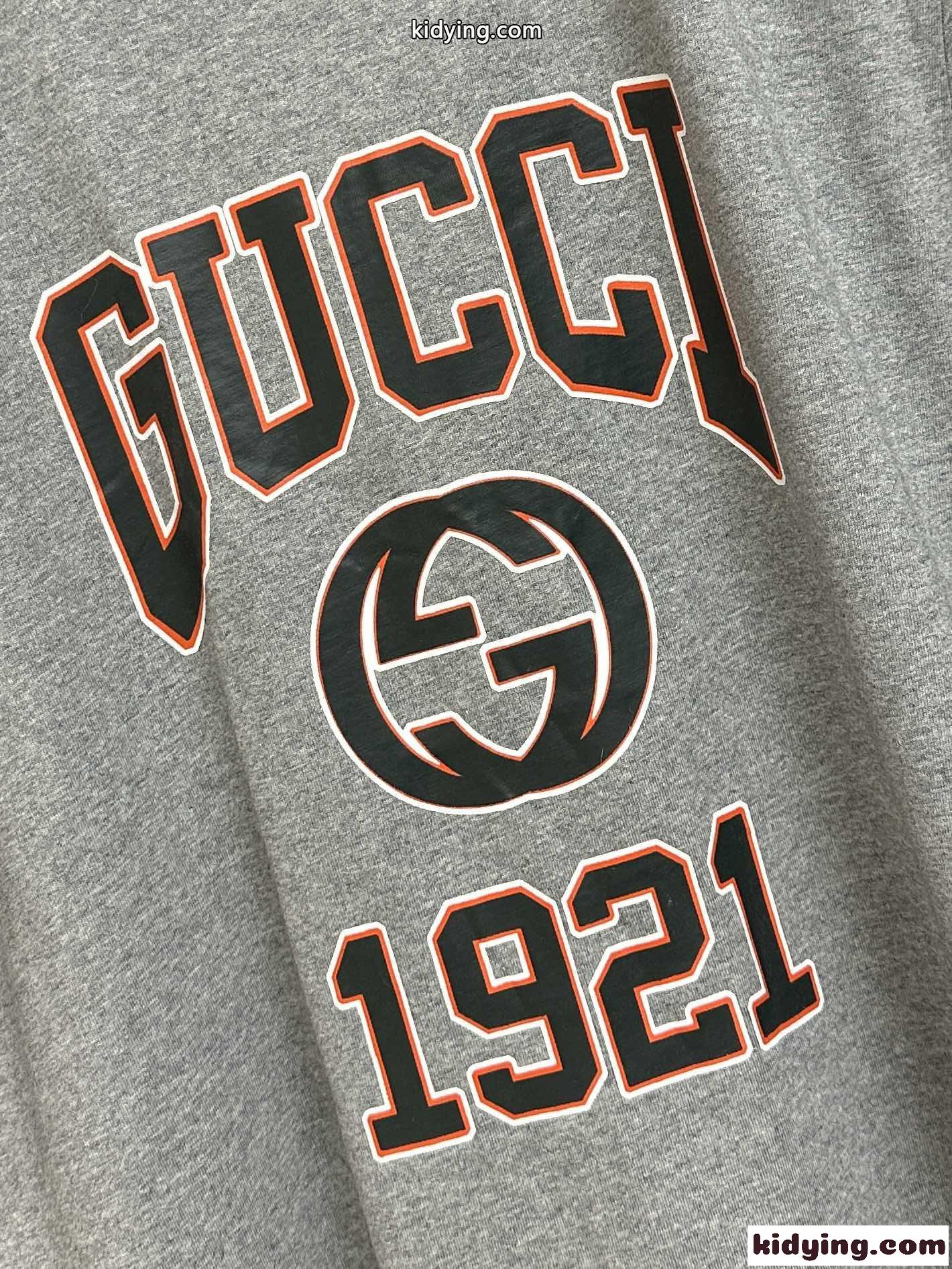 合わせやすい 定番 グッチ Tシャツ コピーロゴ 半袖tシャツ おしゃれ-3