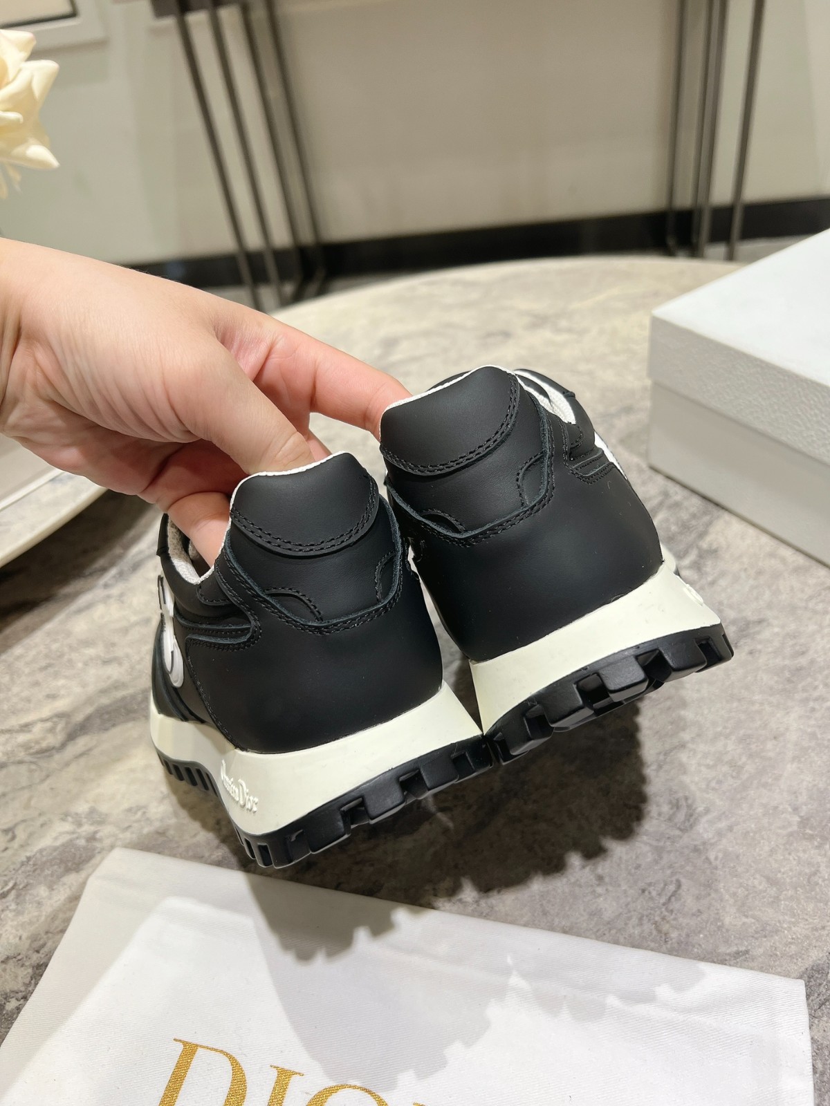 Cest Dior スニーカー クリスチャン・ディオール スニーカー スーパーコピー ブラック-0